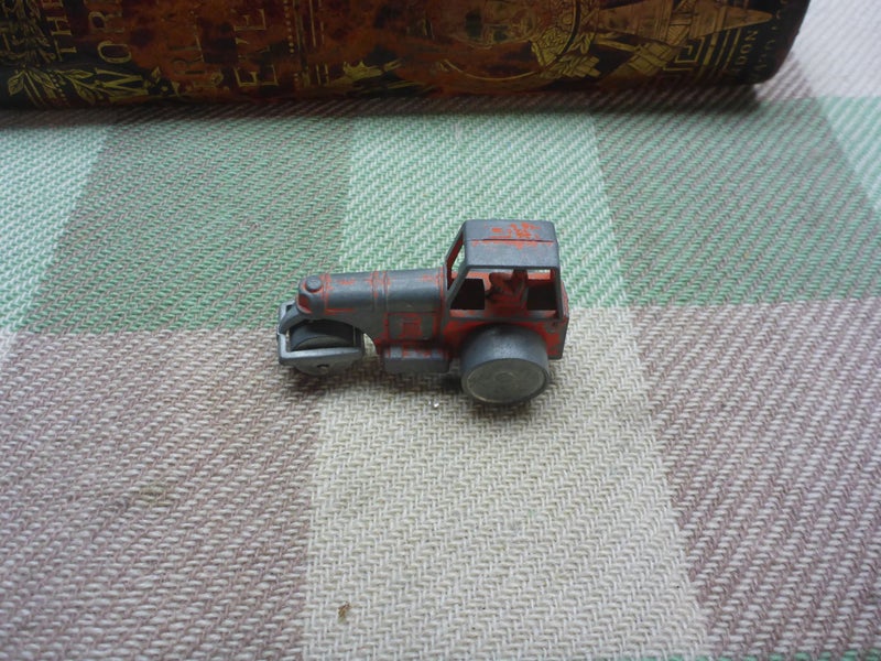 Vintage NZ Fun Ho Diecast Toy Car Midget Aveling Barford Road Roller Funho Carousel 2