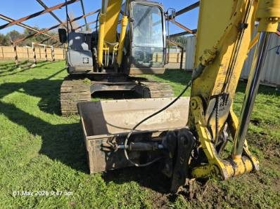 Sumo Excavator – Tilt Bucket Spade & Rock Bucket