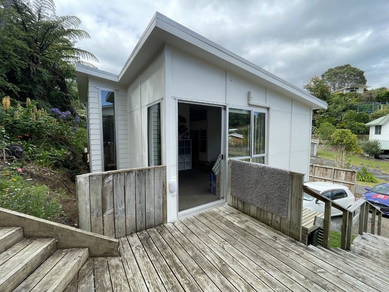 Image 1 of 20