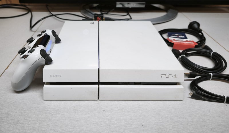 PS4 Original 500GB 3.15 Rare early firmware! - Jailbreakable (#1897) Carousel 2