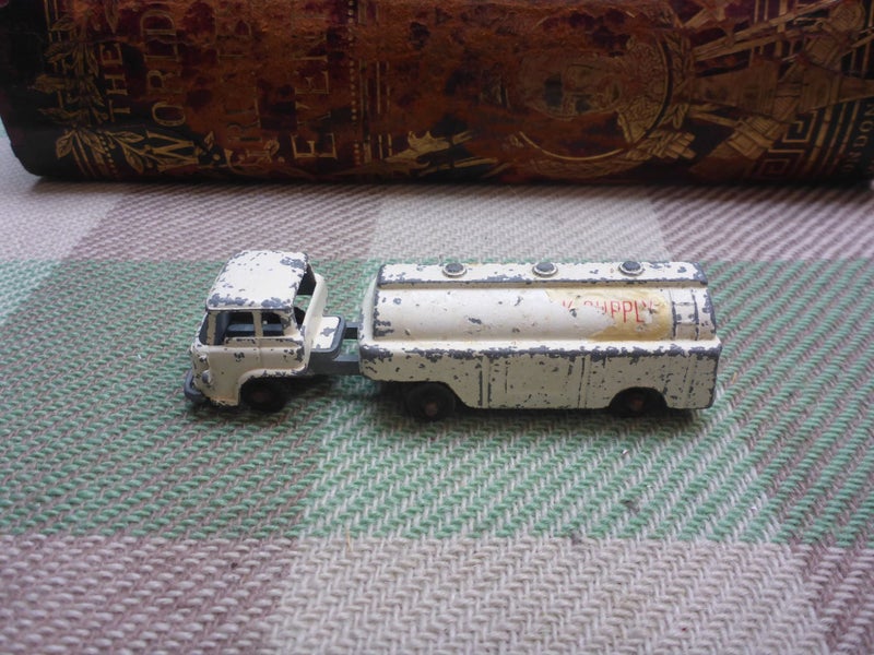 Vintage NZ Fun Ho Diecast Toy Car Midget Bedford Milk Tanker Truck Funho Carousel 1