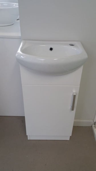 Brand New Vanity 420mm Cabinet + Basin Carousel 1