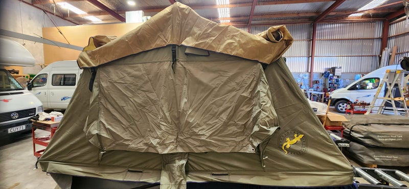 Roof Tent Pre-Owned Carousel 2