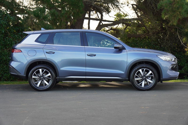 2026 BYD Sealion 5 Essential Phev Suv, photo 2