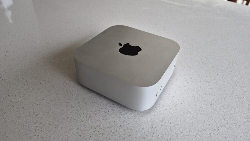 Mac mini (M4 chip) 16GB RAM, 256GB SSD Carousel 1