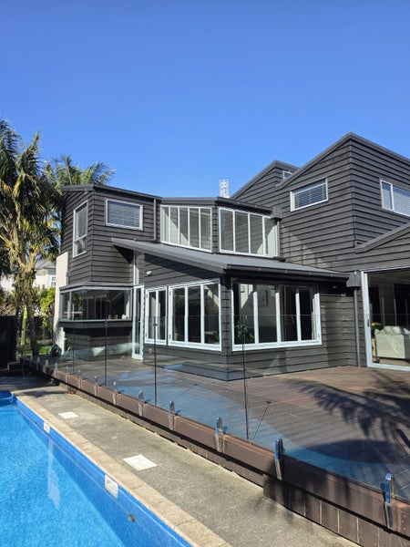 HOME WASH AND ALL EXTERIOR SURFACE CLEAN OFFERED Carousel 2