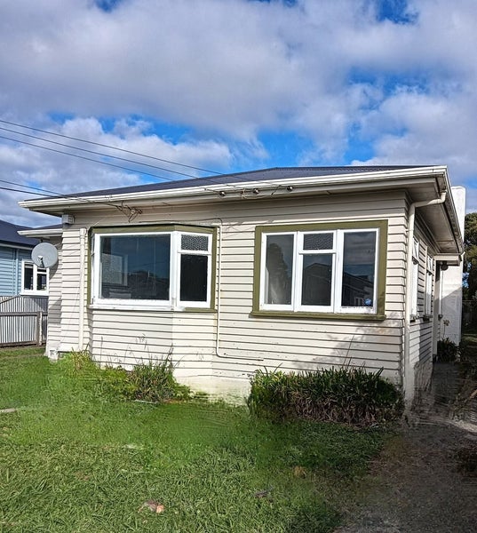 Image 1 of 18