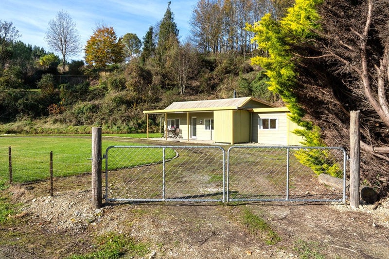 Image 1 of 20