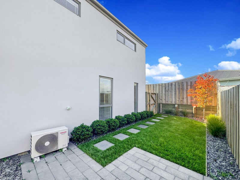 City Fringe Airbnb with Proven Returns image 15