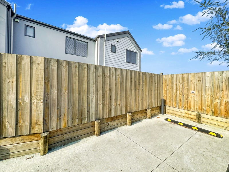 City Fringe Airbnb with Proven Returns image 16