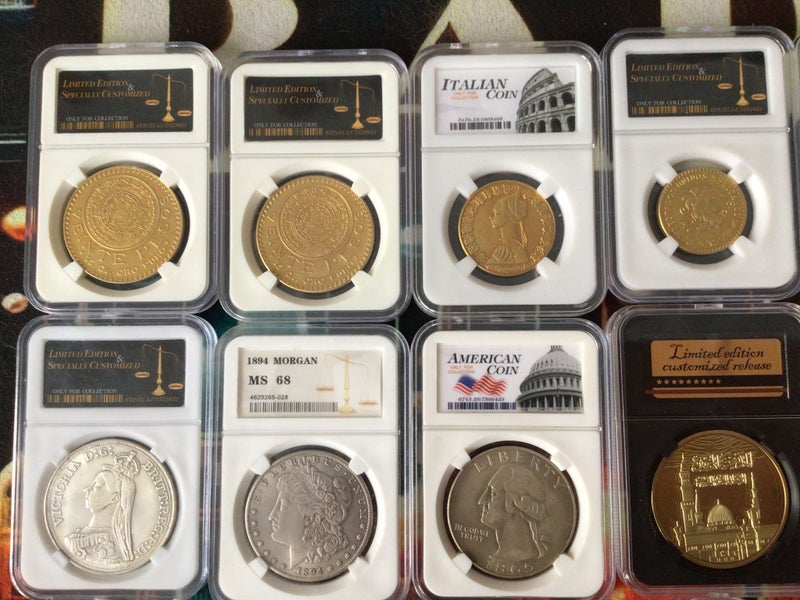 SILVER AND GOLD COINS IN PLASTIC CASES Carousel 2