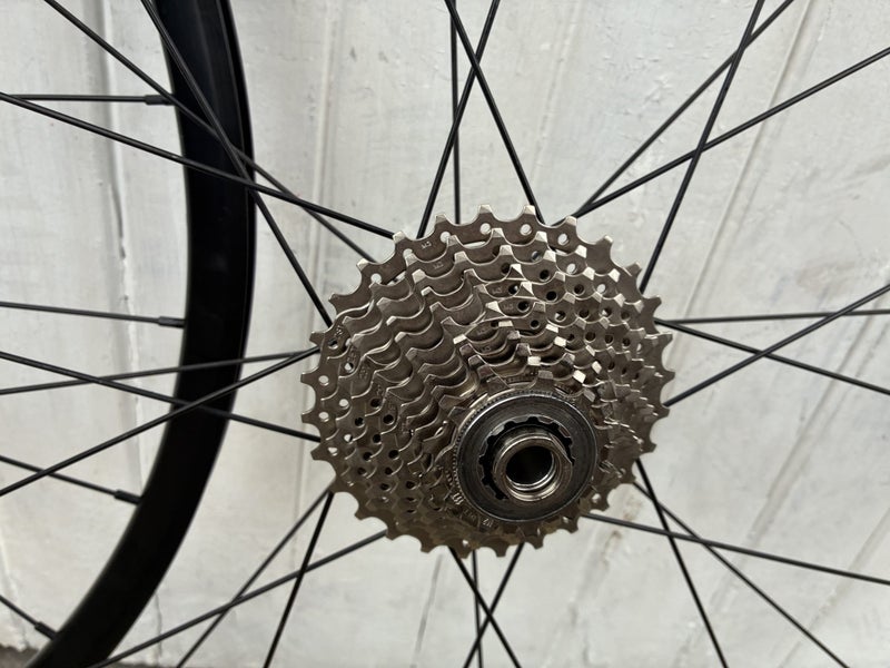 Fulcrum Racing 700DB Gravel DISC wheelset Carousel 2