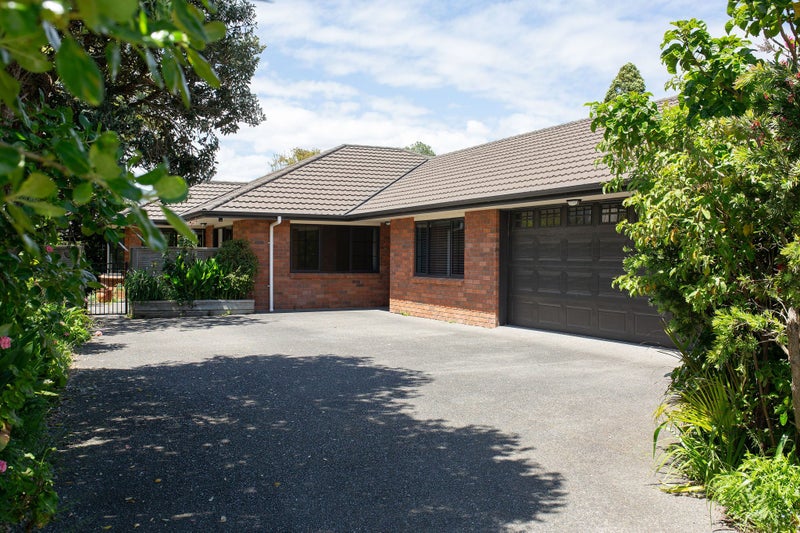 Image 1 of 30