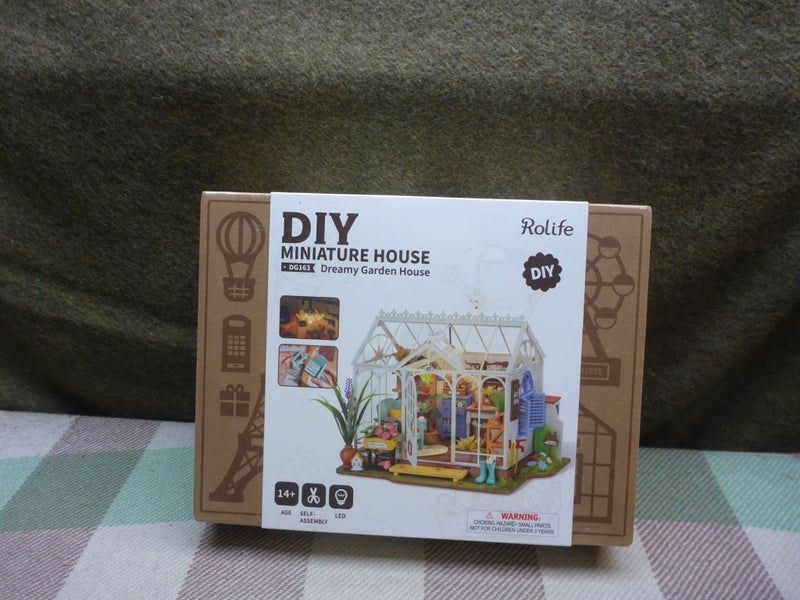 Unopened Rolife Model DIY Miniature House DG163 Dreamy Garden House Model Kit Carousel 1