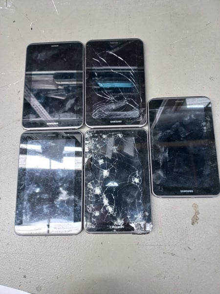 5 x Samsung 7" Tablets Carousel 1