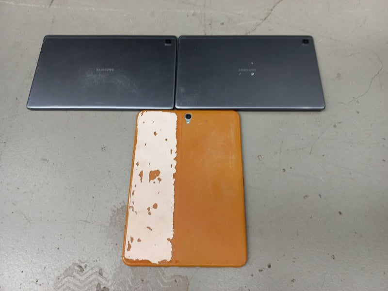 3 x Samsung Tablets Carousel 2