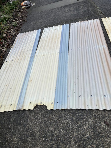 Corrugated polycarbonate roofing sheets - used Carousel 2