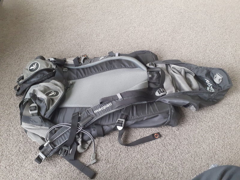 Macpac Amp Race 40 Backpack Carousel 3