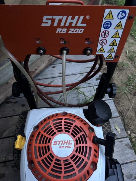 STIHL RB 200 PETROL WATER BLASTER Carousel 2
