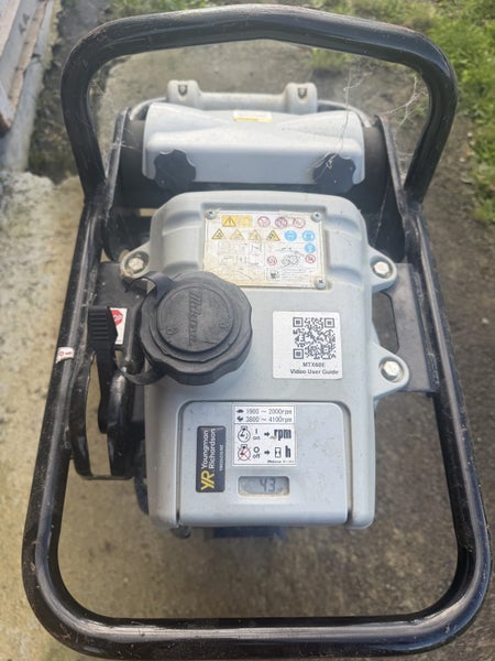 Mikasa MTX-60 Rammer Carousel 5