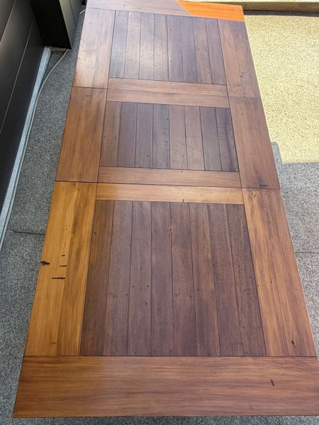Solid timber extendable dining table449926974156328961