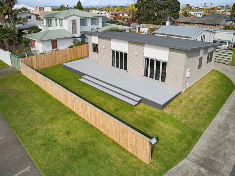 Image 2 of 29