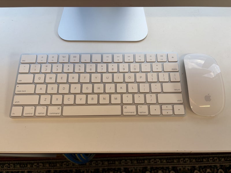 iMac 4K, 21.5-inch, 16GB RAM, 500GB SSD Carousel 2