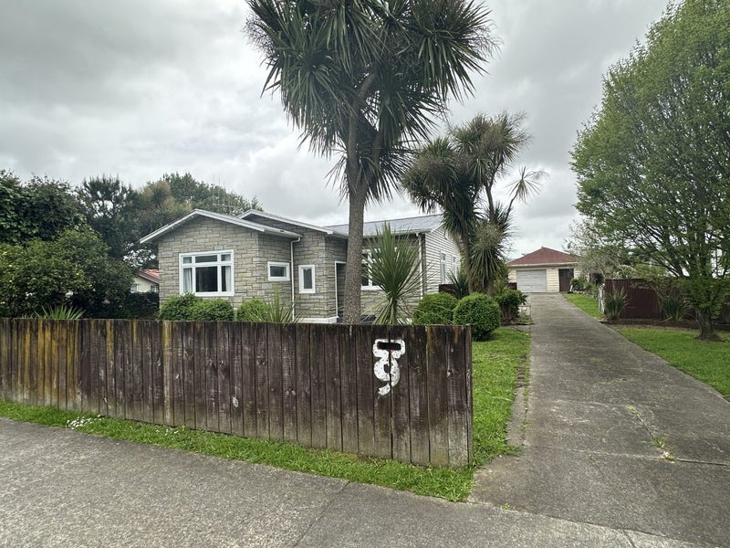 Image 1 of 20