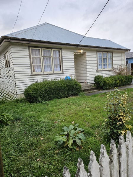 Image 1 of 8