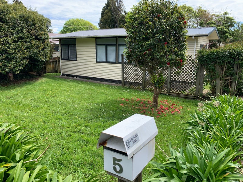 Image 1 of 20