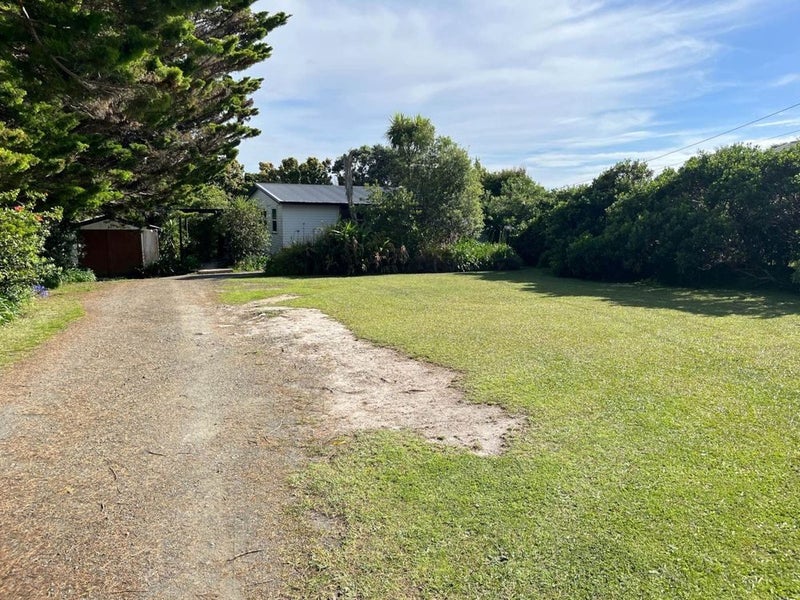 Image 1 of 8