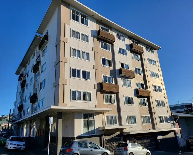 Image 1 of 5