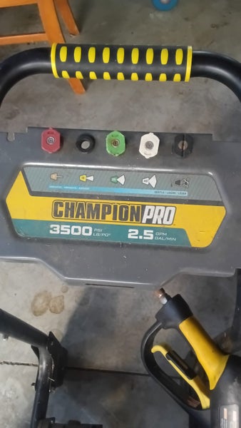 Champion pressure washer Carousel 1