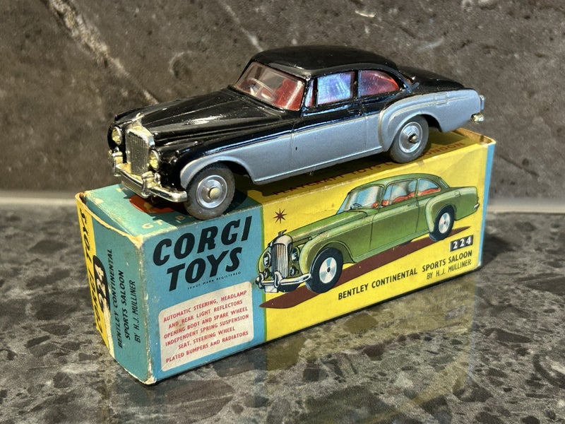 $1 Res BENTLEY CONTINENTAL SPORTS CORGI TOYS. Made in GT BRITAIN. 1/43 #297 Carousel 1
