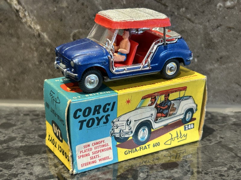 $1 Reserve GHIA FIAT 600. No.240 CORGI TOYS. Made in GT BRITAIN. 1/43 #299 Carousel 2