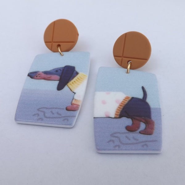 Dachshund in Jersey Acrylic Earrings Carousel 2