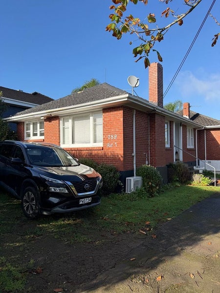 Image 1 of 14