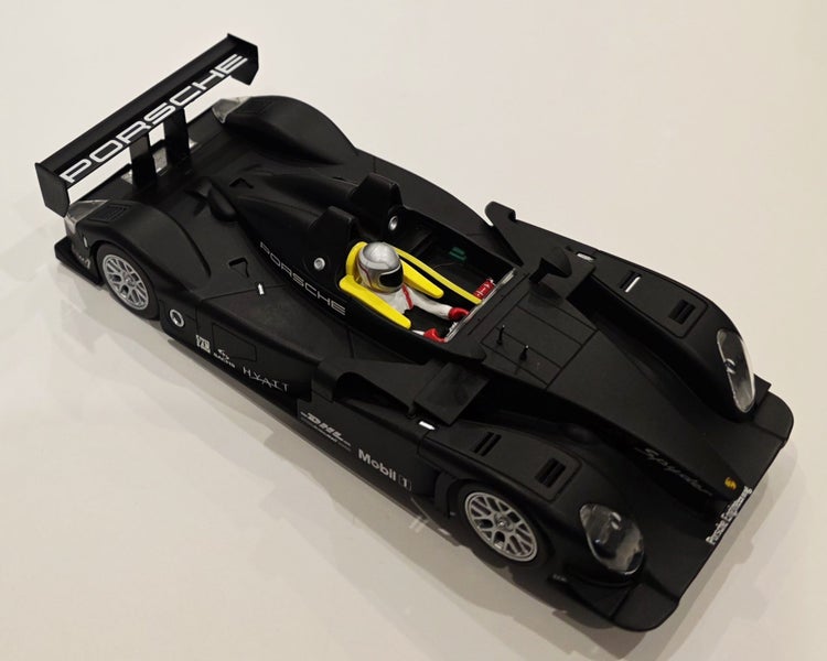 Avant Slot Porsche RS Spyder Test Car Carousel 2