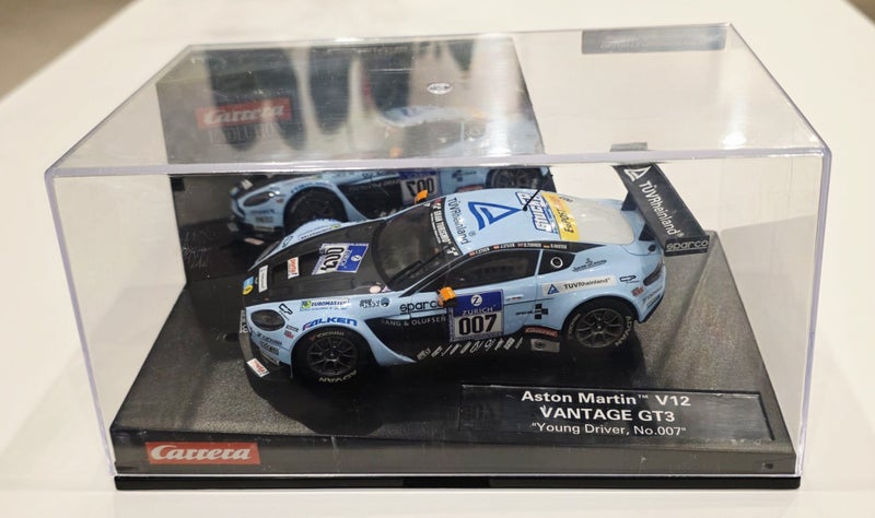Carrera Aston Martin V12 Vantage GTC No 007 Carousel 1