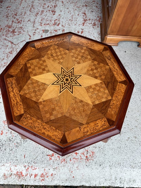 Early 20th Century New Zealand Native Timber Marquetry Top Octagonal Side Table Carousel 2