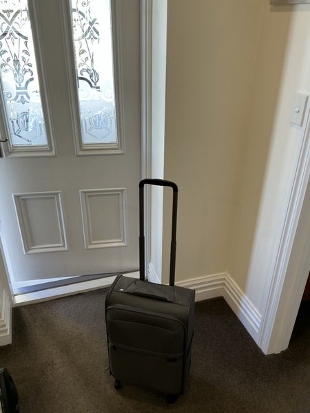Sturdy lightweight carry-on bag Carousel 12