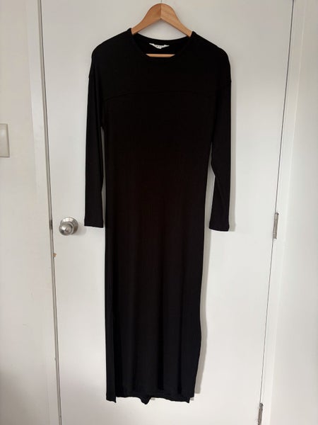 Max long sleeve black ribbed maxi dress szXS Carousel 1