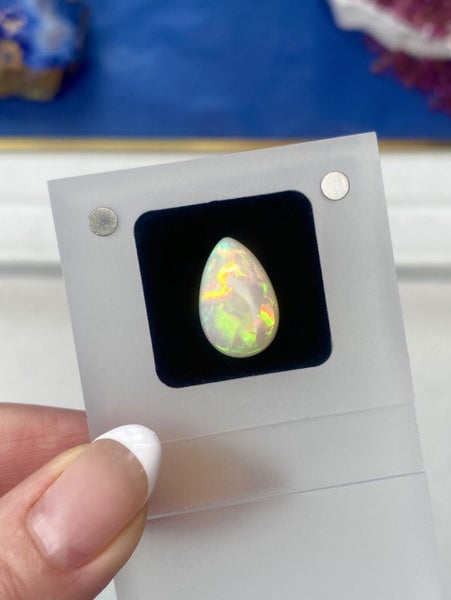 $1RES ~ Premium 4.94ct Natural Opal - Intense Broad Flash Pattern Carousel 1