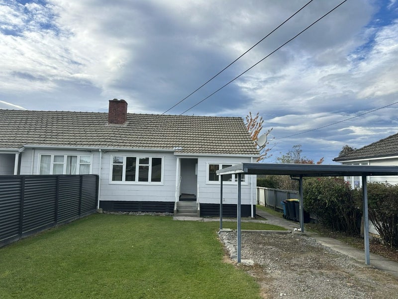 Image 1 of 7