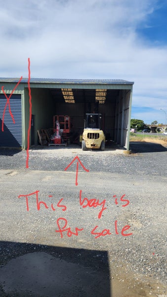 Totalspan shed. 1 large bay only Carousel 1