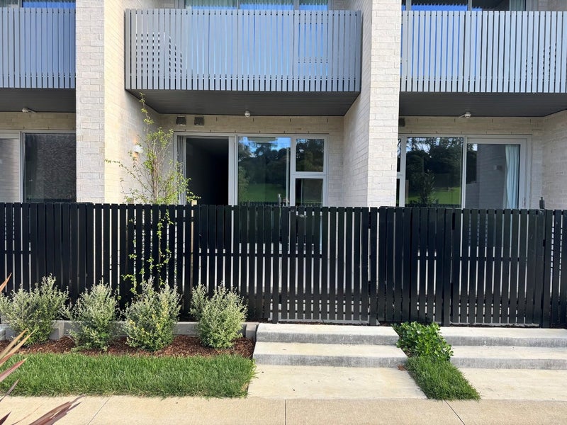 Image 1 of 10