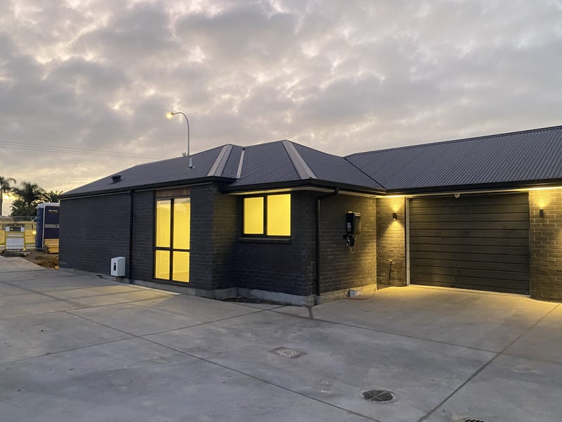 Image 1 of 17