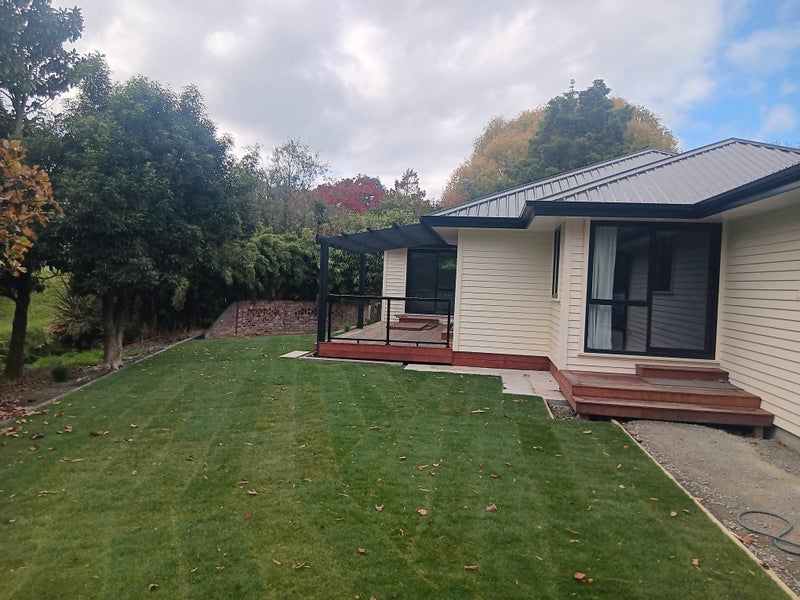 Image 1 of 18