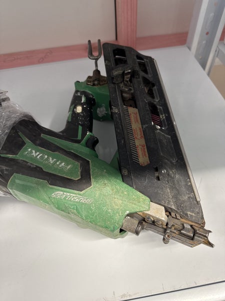 HIKOKI NAIL GUN Carousel 2