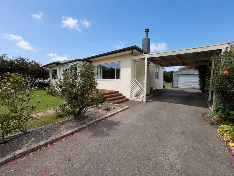 Image 1 of 20